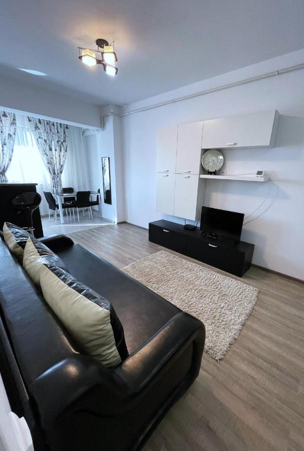 Taste Of Iasi - Two Room Apartment - Central - Sunset Touch エクステリア 写真