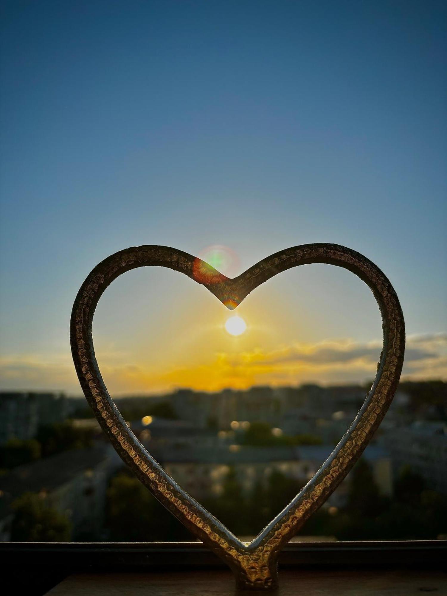 Taste Of Iasi - Two Room Apartment - Central - Sunset Touch エクステリア 写真
